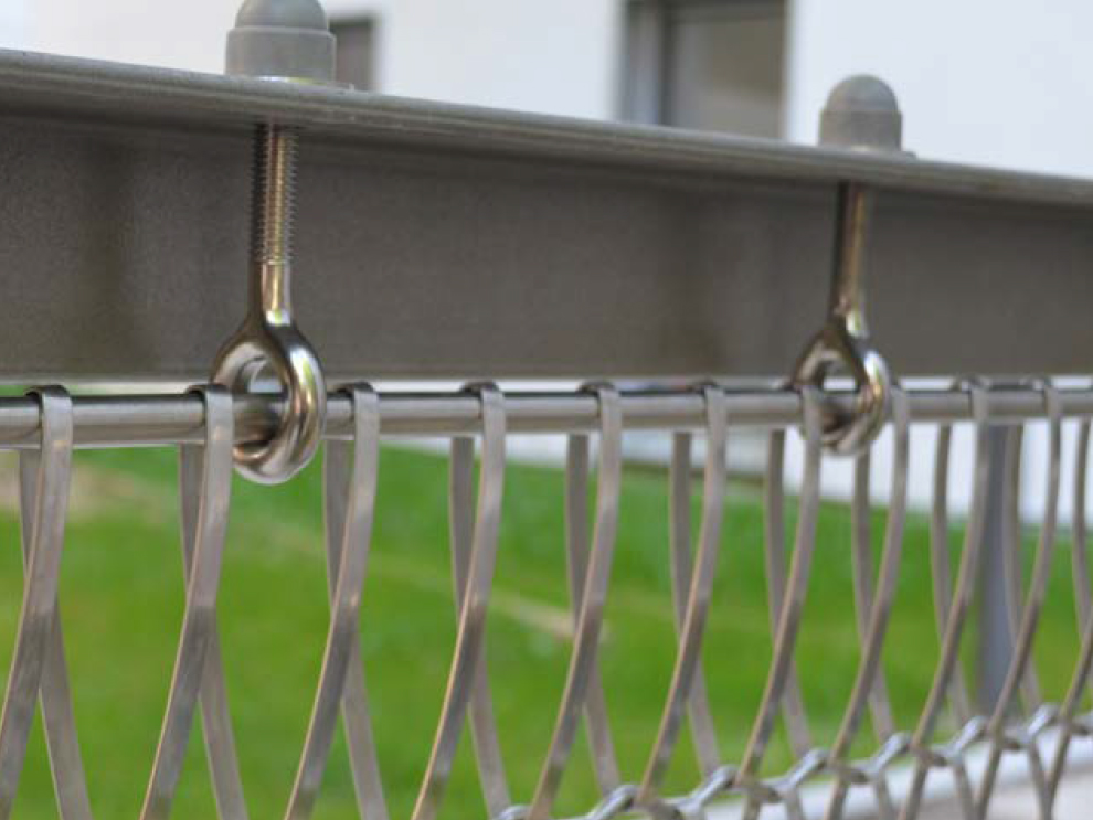 Spiral Wire Mesh Mounting System 1